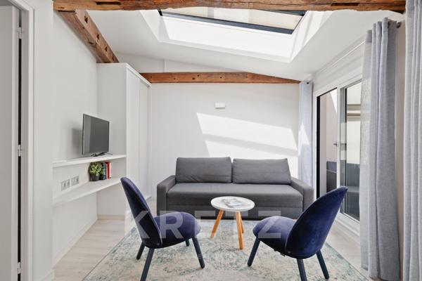 Dernier étage avec terrasse à Saint-Germain-des-Prés