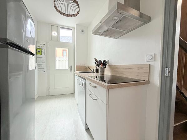 À VENDRE Maison de ville 80 m2 LAVAL HYPER CENTRE