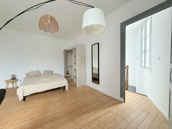 À VENDRE Maison de ville 80 m2 LAVAL HYPER CENTRE