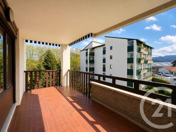 Appartement F3 à vendre  3 pièces - 55,80 m 2   HENDAYE  - 64