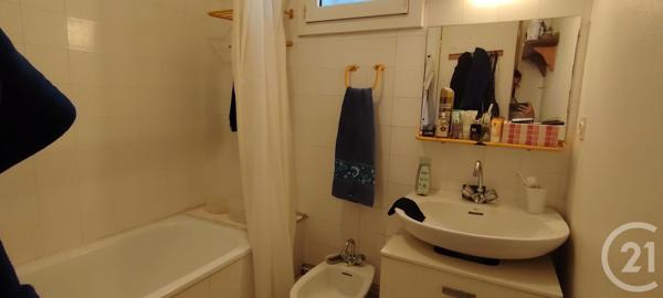 Appartement F3 à vendre  3 pièces - 55,80 m 2   HENDAYE  - 64