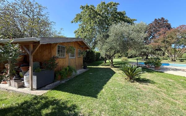 Maison à vendre    8 pièces •  Langon