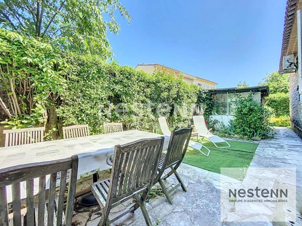 A vendre maison 6 pièces de 151 m² sur terrain de plus de 500 m² à Castelnau Le Lez