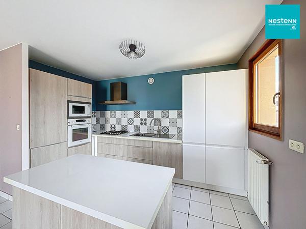 Appartement Saint Romain Le Puy - 4 pièce(s) 91,62 m² - 3 chambres- garage - place de stationnement