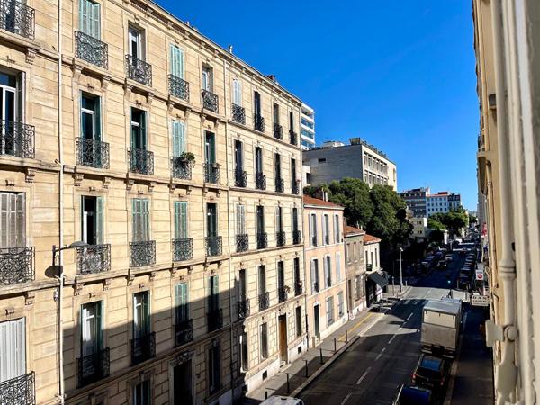APPARTEMENT 2/3 PIECES MARSEILLE 5 - 50 M2 - DERNIER ETAGE