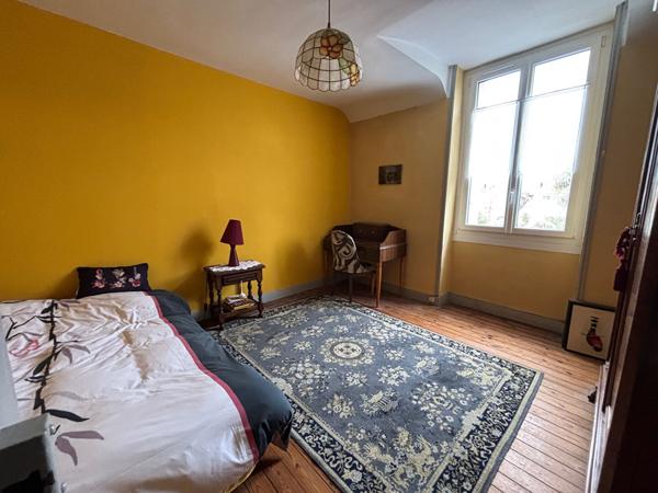 A VENDRE NANTES/ZOLA MAISON ANCIENNE AVEC GARAGE/JARDIN SUD