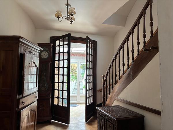 A VENDRE NANTES/ZOLA MAISON ANCIENNE AVEC GARAGE/JARDIN SUD