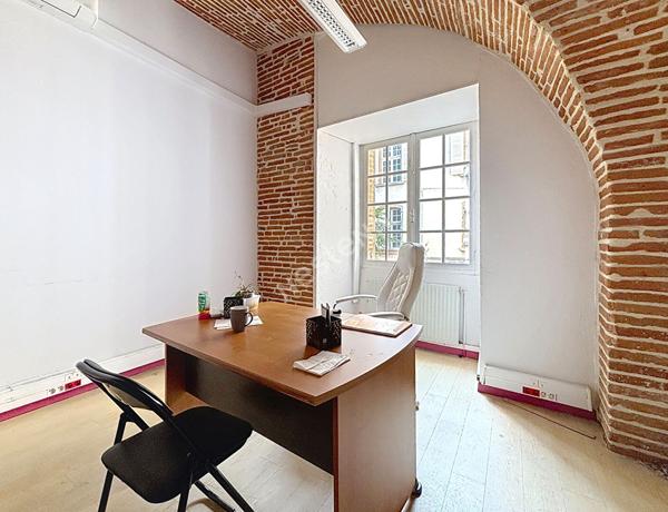 Grand appartement - plateau de 209 m² avec beaucoup de cachet Montauban centre ville