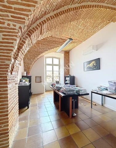 Grand appartement - plateau de 209 m² avec beaucoup de cachet Montauban centre ville