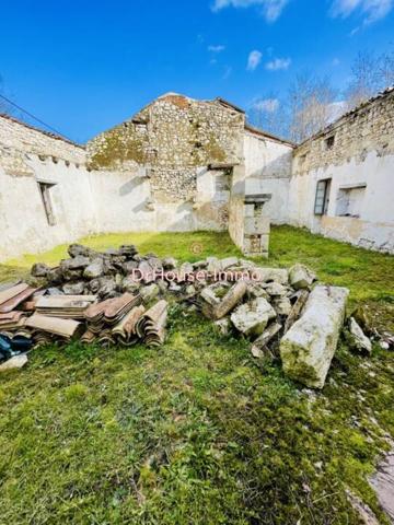 Maison à vendre 2 pièces de 265 m²