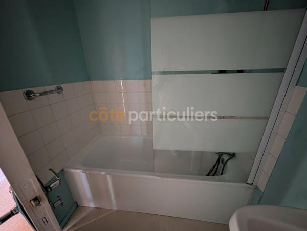 Vente
                Appartement70 m² - 3 Pièces -
                    BAR LE DUC (55000)
