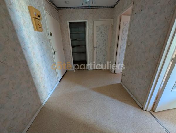 Vente
                Appartement70 m² - 3 Pièces -
                    BAR LE DUC (55000)