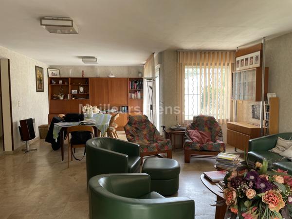 La Pompignane- villa 6 pièces 160 m2 sur terrain de 616 m2