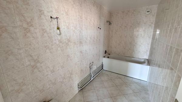 Appartement Gennevilliers 3 pièces avec balcon, cave et parking