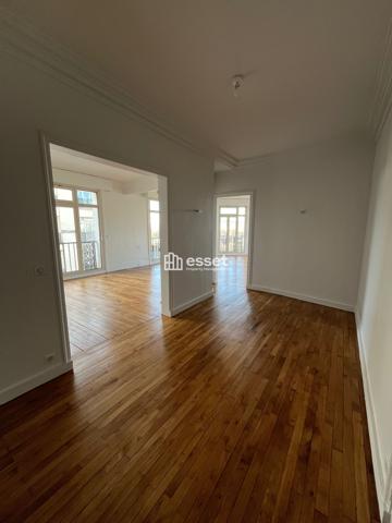 Location Appartement 5 pièces 159.48 m² - Neuilly-sur-seine 92200