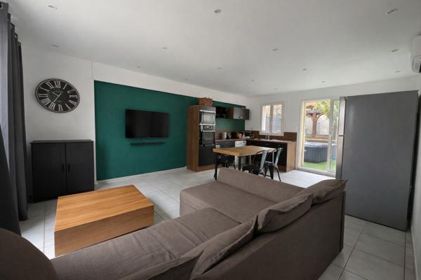 Secteur les Caillols 13012 Maison  de ville avec terrasse et parking