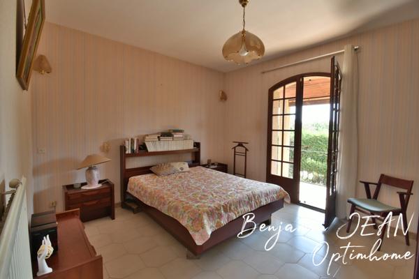 Maison 4 faces avec sous-sol total – Sérignan, proche centre-ville