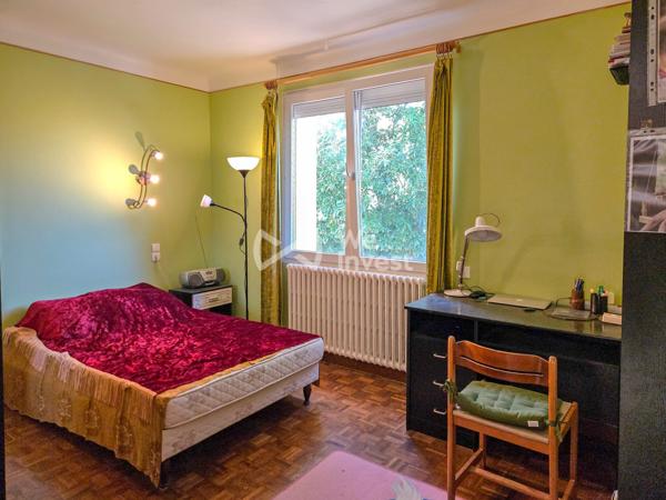 Maison familiale avec terrain arboré et verger - Châtellerault