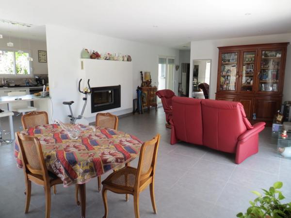 AUDENGE - maison de 122 m² / 3 chambres avec piscine et garage de 29 m²