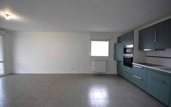 Appartement à vendre    3 pièces • 61 m2 Saint-Pierre-du-Perray