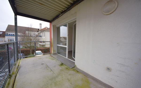 Appartement à vendre    3 pièces • 61 m2 Saint-Pierre-du-Perray