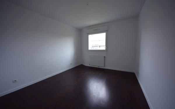 Appartement à vendre    3 pièces • 61 m2 Saint-Pierre-du-Perray