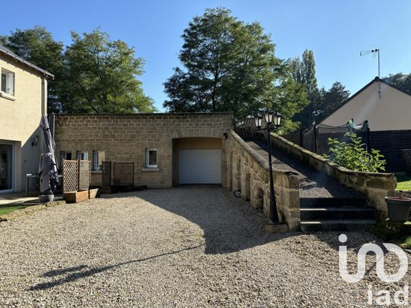 Longère 8 pièces de 187 m² à DOUÉ EN ANJOU (49700)