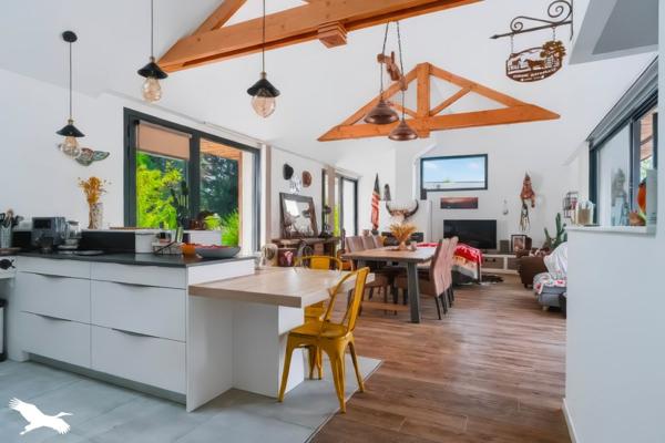 Maison 674 440 € Quimper 5 p 171 m² DPE A