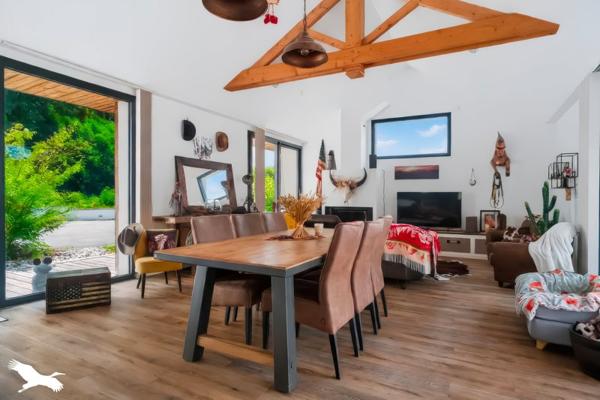 Maison 674 440 € Quimper 5 p 171 m² DPE A