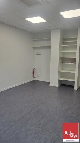 MONTBOUCHER-SUR-JABRON - AU SEIN D'UNE MAISON MÉDICALE - A LOUER - LOCAL PROFESSIONNEL D'ENVIRON 21,70 m2 AU REZ-DE-CHAUSSÉE
