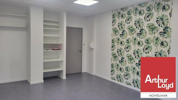 MONTBOUCHER-SUR-JABRON - AU SEIN D'UNE MAISON MÉDICALE - A LOUER - LOCAL PROFESSIONNEL D'ENVIRON 21,70 m2 AU REZ-DE-CHAUSSÉE