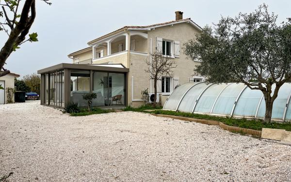 Maison à vendre    9 pièces •  Marseillan