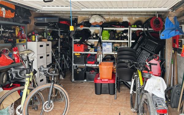 Maison à vendre    9 pièces •  Marseillan