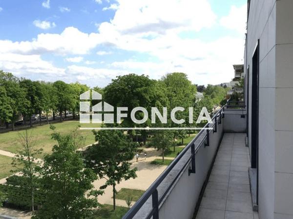 Location Appartement 2 pièces 52.49 m² - 1 C RUE JACQUES HANAPPIER Orleans 45000