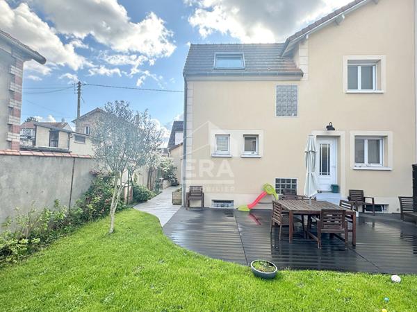 Maison à Sartrouville Les Dix Arpents - 6 Pièces, 4 Chambres, 629 900 €