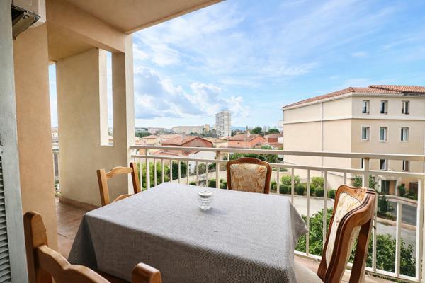 La fourragère 13012 Appartement type 4/5 avec garage et cave