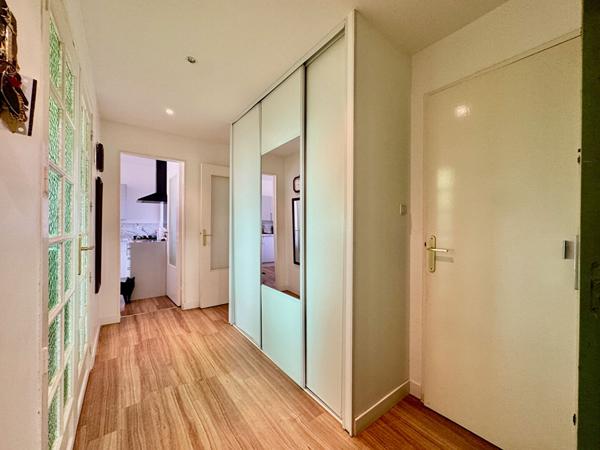 La fourragère 13012 Appartement type 4/5 avec garage et cave