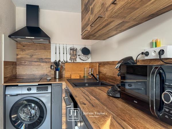 Maison
                                                                                                                                                                                                                                                                                                                        3 pièce(s)                                                                                                                                                                                                          2 chambre(s)                                                                                                                                                                                                          34  m²