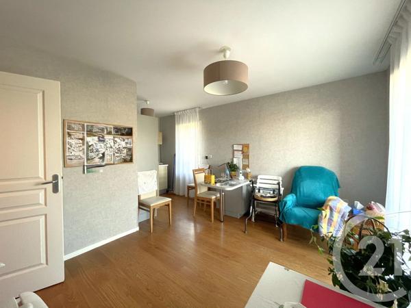 Appartement T2 à vendre  2 pièces - 41,40 m 2   ST JACQUES DE LA LANDE  - 35
