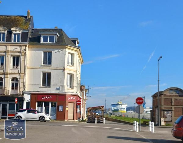 Appartement à louer 2 pièces 59.9m²