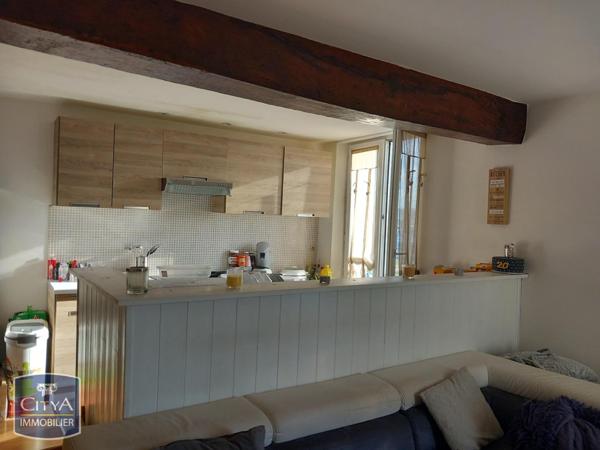 Appartement à louer 2 pièces 59.9m²