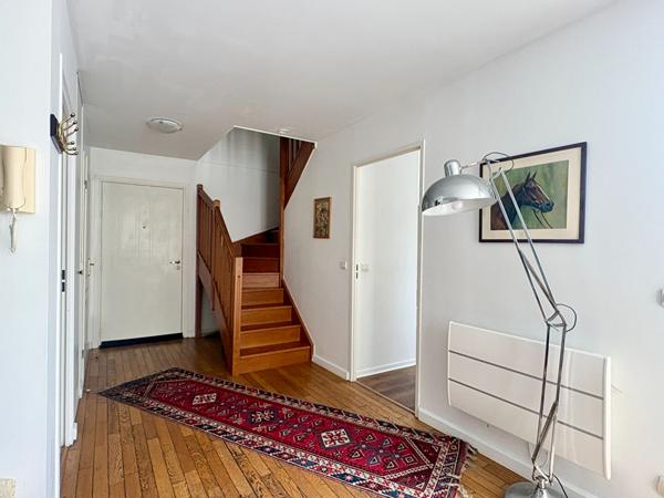 Duplex de 88m² terrasse et parking - Jardin Botanique , Bordeaux