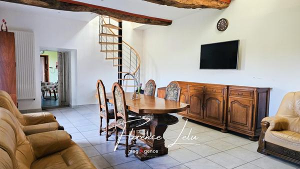 Maison à Quintin, 22800 - 8 pièces 158m²