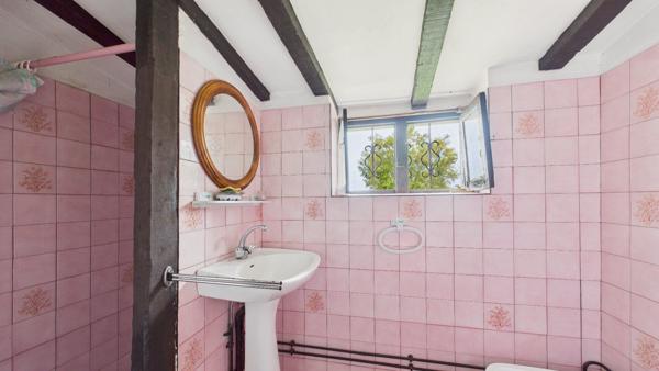 Rare à Bidart : maison début 19e à réinventer, plage à pied ! Bidart