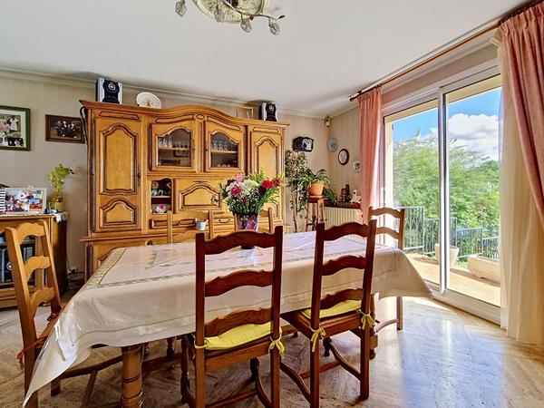 Maison Saint Barthelemy D Anjou 8 pièce(s)