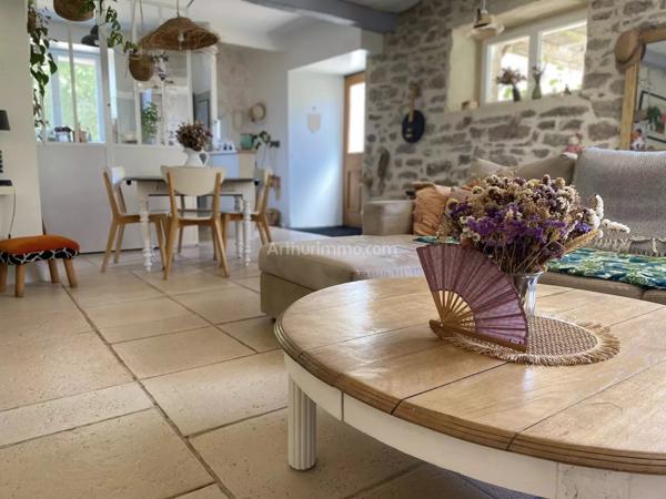 Vente                                                      Maison
                        
                     7 pièces                      170 m2                     à Brech