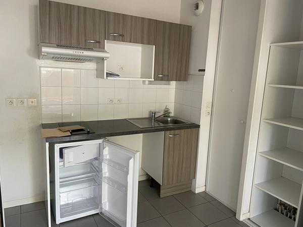 33270 BOULIAC- Appartement 2 pièce(s) en rez de chaussée à vendre
