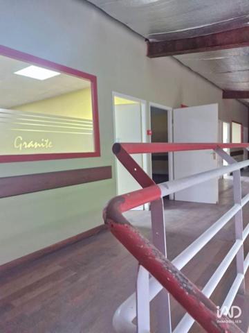 Location bureaux 351 m² Baie-Mahault