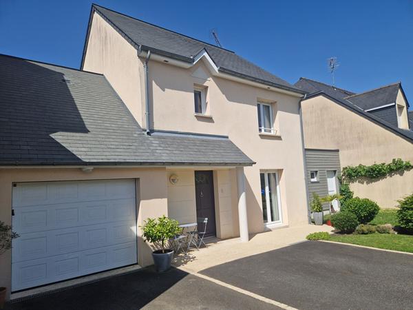 Maison Laval 4 pièce(s) 91.85 m2