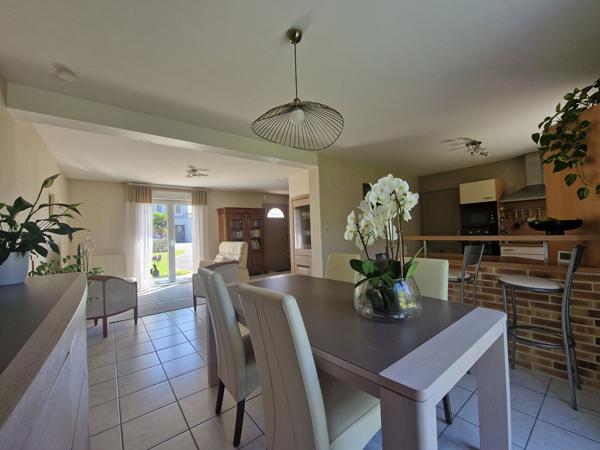 Maison Laval 4 pièce(s) 91.85 m2